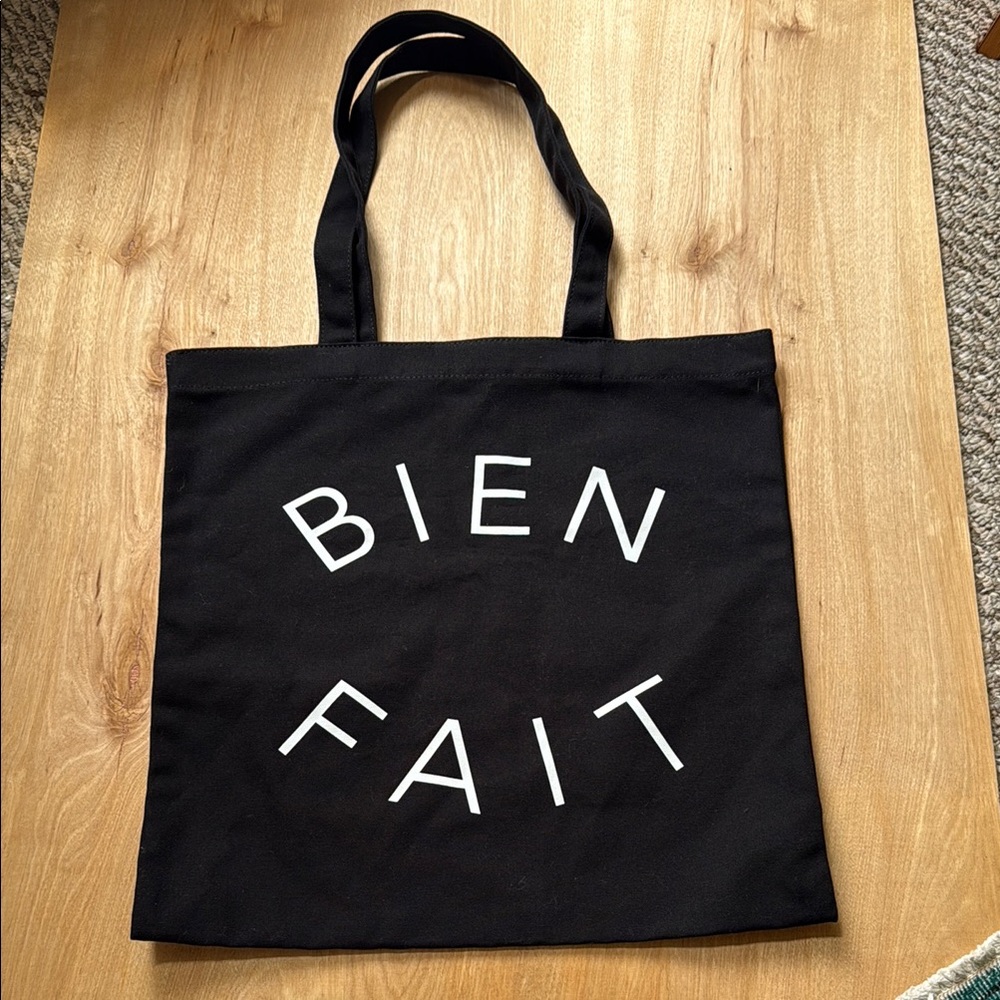 🖤 Madewell Bien Fait Canvas Tote Bag with White Lettering (GWP)